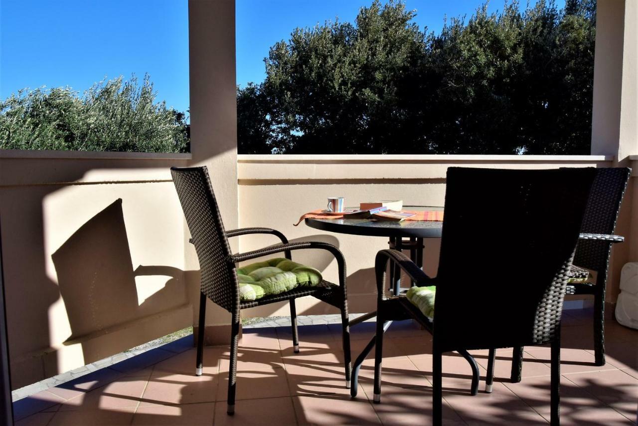 Miramar Apartments Banjol Bagian luar foto